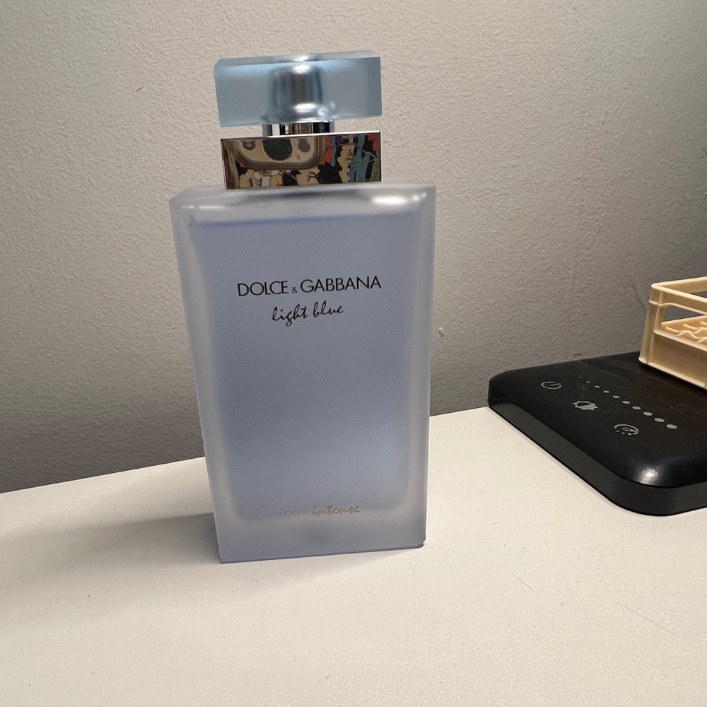 Dolce & Gabbana Light Blue intense Eau de Toilette for Women - 100ml